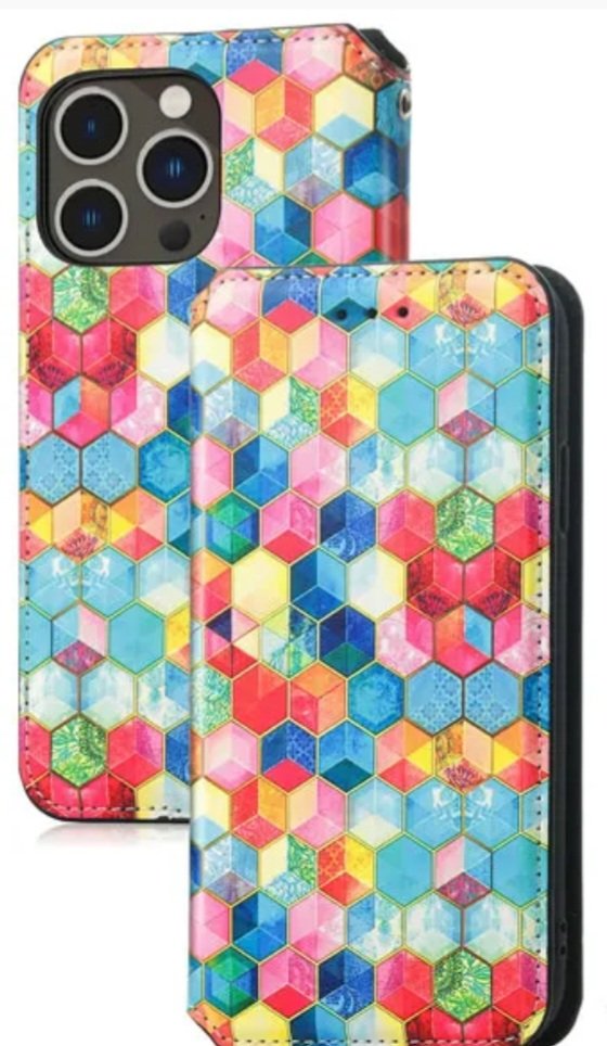 OPSFraud's tweet photo. Looking for a great deal on a phone. It likely won't happen via Facebook Marketplace. Latest model imitations have flooded the market. Avoid FB when it comes to electronics, especially phones and airpods. https://t.co/x2a6sg0Tlt