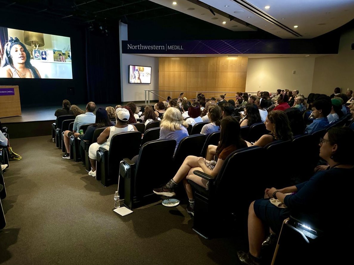 Brent_Huffman's tweet photo. Standing room only in the MFC Forum @MedillSchool #evanstonillinois!
Thank you all for coming out to support our screening from my class on #carceralinjustice at #Stateville #prison.
Thank you to the @nuprisoneducation Project, the @buffettinstitute, and the #medill School of #Journalism for all your support!
#correctional #carceral #injustice #humanrights @northwesternu