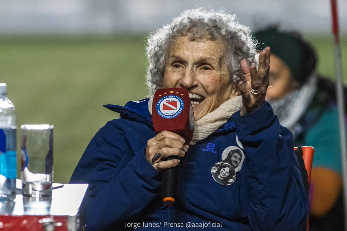 #AAAJ 🐞

En el día de hoy falleció Lita Boitano.
Presidenta de <a href="/Familiares_Cap/">Familiares de Desaparecidos y Detenidos x Raz.Pol.</a>

Referente de la lucha por los derechos humanos, compañera eterna ♾️

Presente ahora y siempre.