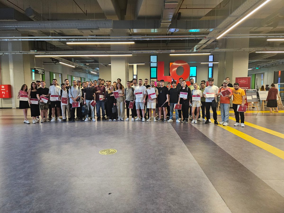 NisantasiEdu's tweet photo. Üniversitemiz Mühendislik ve Mimarlık Fakültesi Yazılım Mühendisliği (İngilizce) Bölümü ve Yönetim Bilişim Sistemleri (İngilizce) Bölümü katkılarıyla "AI and ML for Sustainability" başlıklı Data Mining dersimizin çıktılarını paylaştığımız öğrenci sergimizi gerçekleştirdik.

Sergimizi Rektörümüz Prof. Dr. Ayşegül Komsuoğlu Çıtıpıtıoğlu, Rektör Yardımcılarımız Prof. Dr. Uğur Yozgat ve Prof. Dr. Yeşer Yeşim Özer Yürür ve İktisadi, İdari ve Sosyal Bilimler Fakültesi Dekanımız Prof. Dr. Recep Kök hocalarımız ziyaret ederek öğrencilerle görüşlerini paylaştılar.

#istanbulnişantaşıüniversitesi
