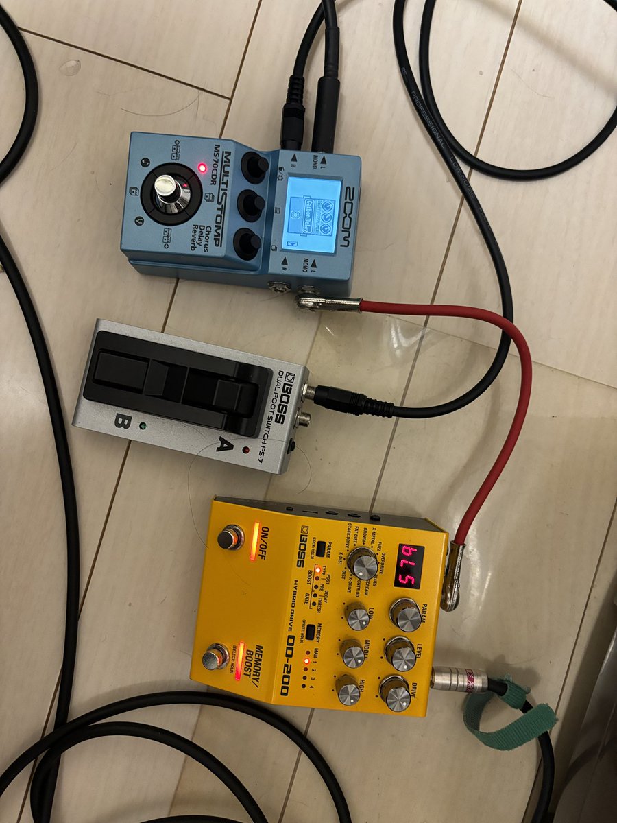 DDeZ__'s tweet photo. デジタルで行くぜ。荷物は少ない方が好き。日曜日はこちら。

6月9日(日)荻窪クラブドクター
clubDoctor 24th Anniversary 
[OGIKUBO ROLLING!!!]
 op18:30/st19:00　
￥2.500(＋d/¥500)
①思いがけない感情
② DDeZ (19:40〜)←これ
③ザ・フロンティアーズ
④安田兄弟 https://t.co/DjGf9O5AoS
