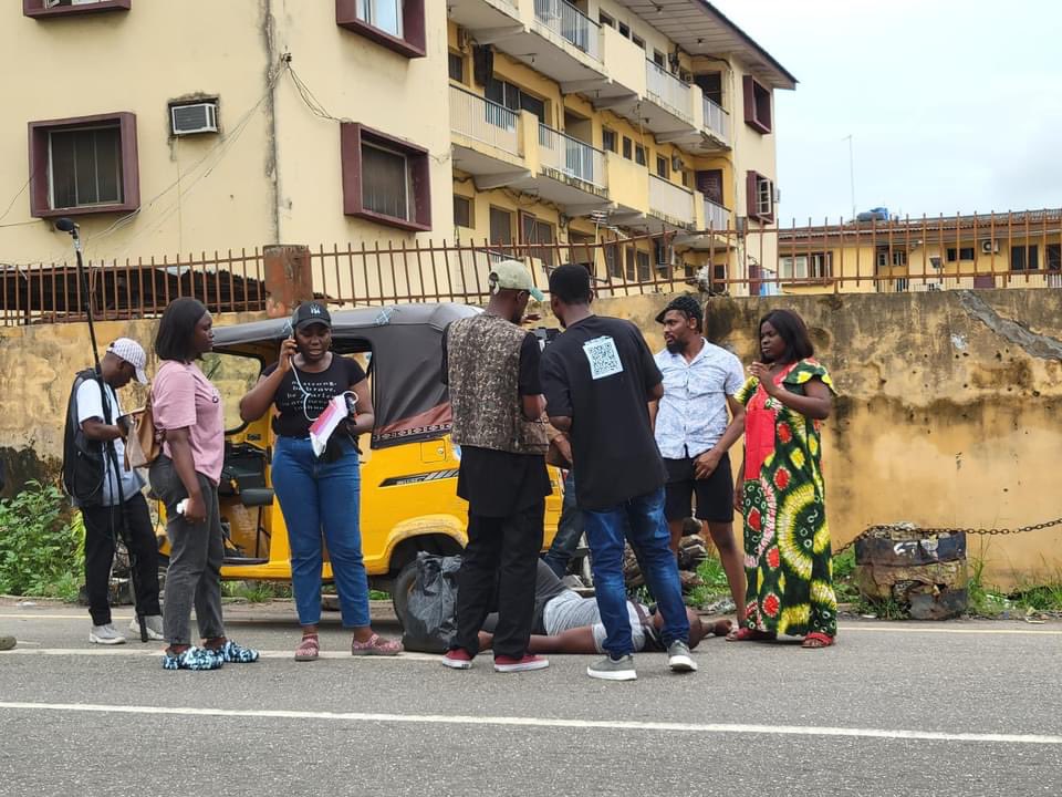 afrowren's tweet photo. Behind the scenes of The Constipated by Jennifer Nkem
#FilmLabAfrica is proudly supported by @ngBritishArts and delivery partners: @darimedia_ & @afrowren
#ReframeWithMe #FilmLabAfrica #BCArtsSSA #ReframeYourFuture #FutureOfFilm #FilmmakerJourney
#britishcouncilxfilmlabafrica https://t.co/wLSxDgR7xQ