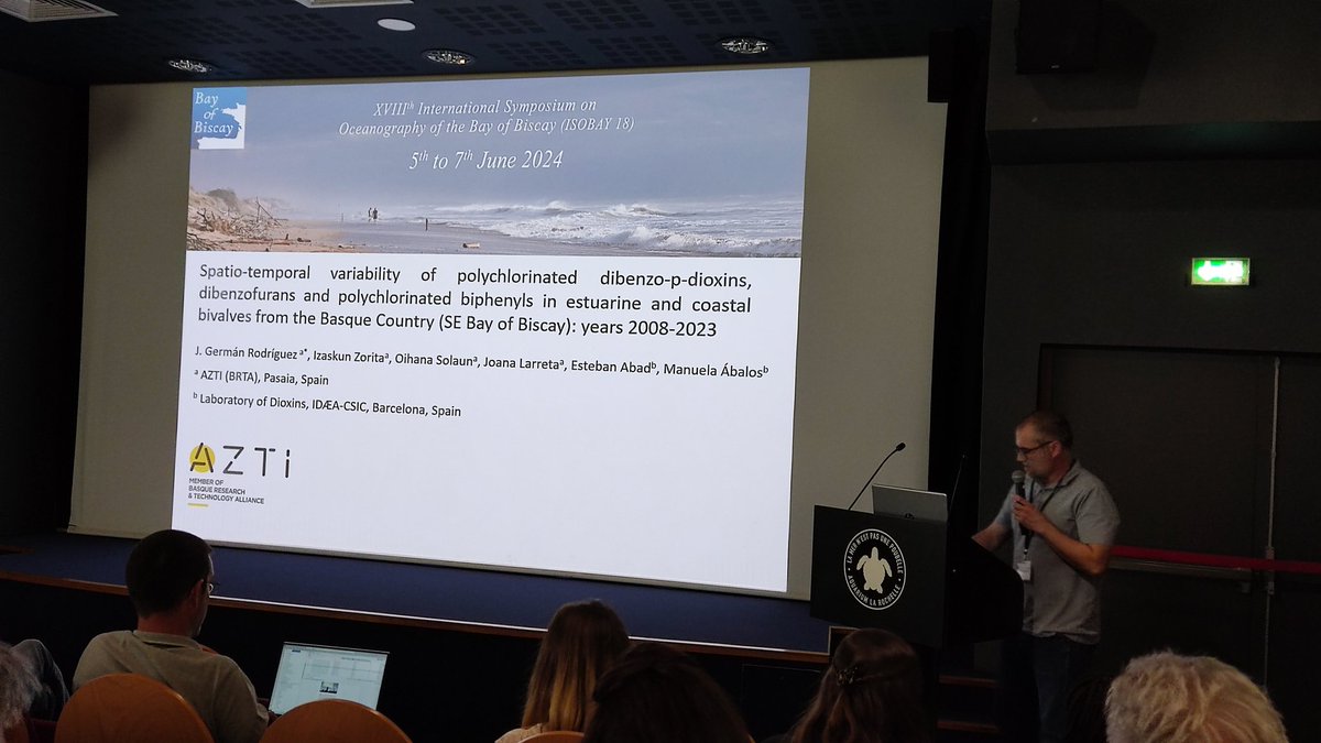 larretajoana's tweet photo. Gaur arratsaldean kontaminanteak PAHs #sedimentu etan @larretajoana eta PCB eta dioxinak #mussels #GermanRodriguez @azti_brta eskutik 😉 https://t.co/j4uahacx0o