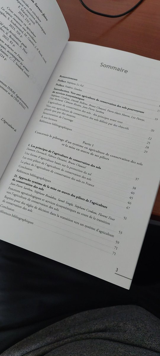 scordeau_inra's tweet photo. Contacté en 2020 par @editionsquae pour coordonner  cet ouvrage sur l'agriculture de conservation de sols #ACS, le chemin fut long et les nuits courtes mais le voici enfin sorti. Trop fier !
Bonne lecture à tous.
Au plaisir d'en discuter. 
Merci aux contributeurs et financeurs. https://t.co/HTjvmxMayc