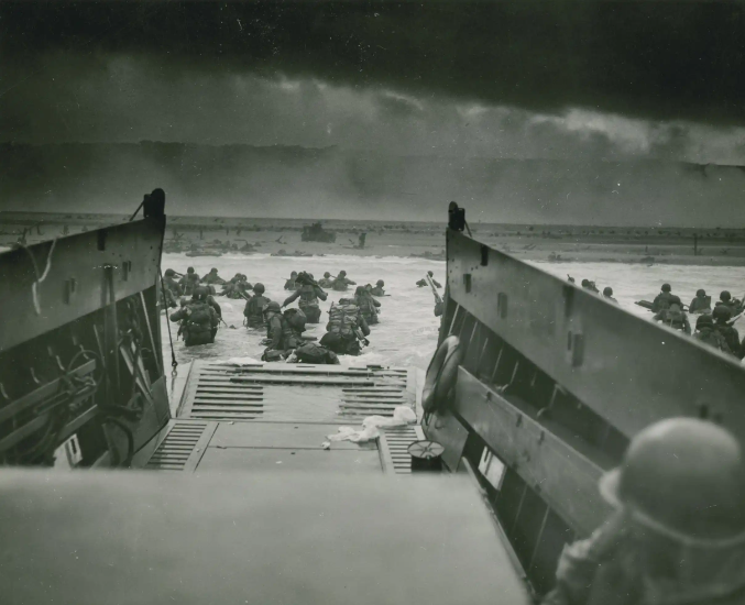 507arw's tweet photo. We remember and thank those whose courage, determination, and love of liberty took those Normandy beaches, propelling the Allies to victory.  When freedom is at stake, the world calls on the US military. We are proud to be Americans. (Images courtesy of The National WWII Museum.) https://t.co/tr2tmocWJ1