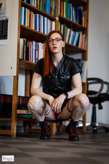 Ich zitiere mal meinen Fotografen Gerald B  👉Finafoxy👈 👉Extrem 🔥👈 👉verdammt versaut und schlau!👈 👉Welch<a href="/tag/valentinesday"class="tags"><span>#valentinesday</span></a>