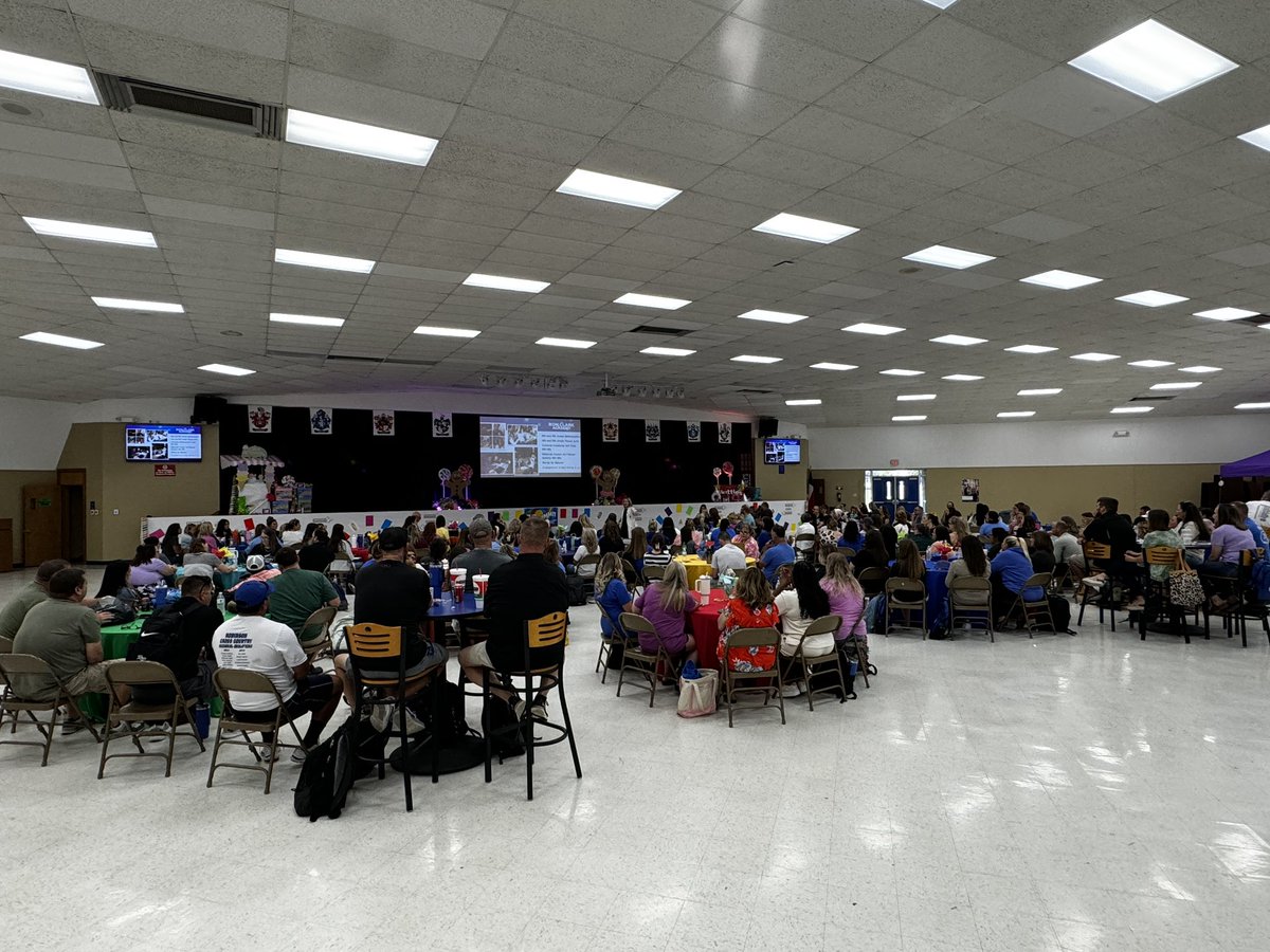 Lots of energy this morning at the #RobinsonISD Learning Summit 2024 with <a href="/CarrieJoWallace/">Carrie-Jo Wallace</a>. She is for sure bringing the energy! <a href="/ronclarkacademy/">Ron Clark Academy</a>