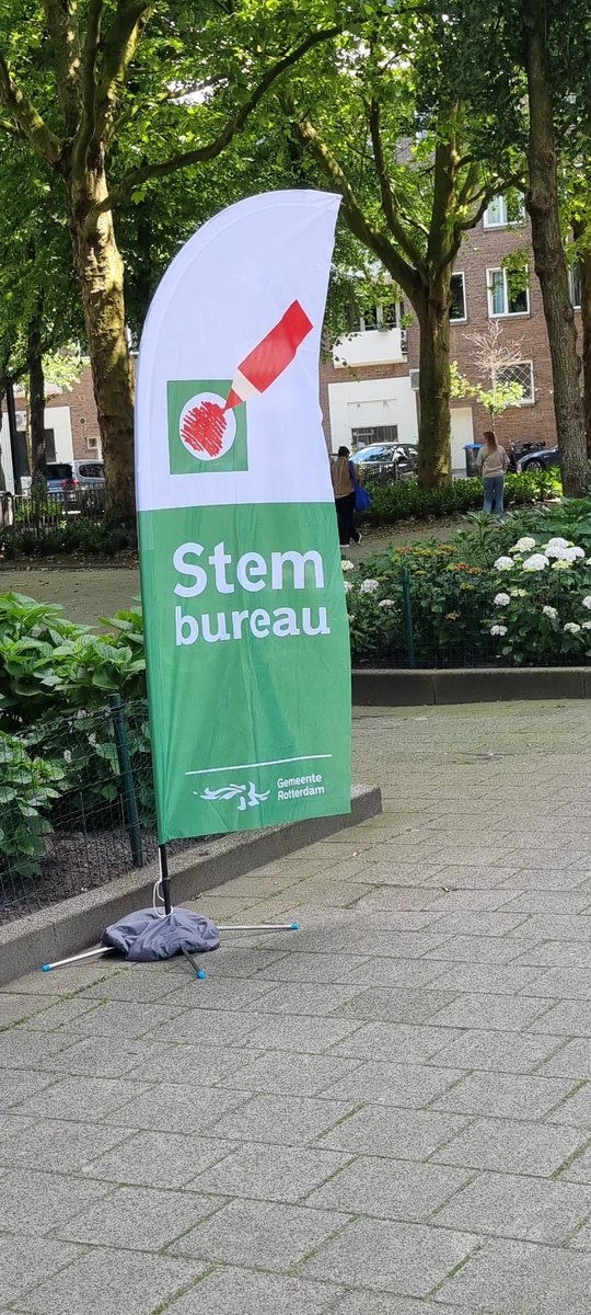 WA_Stads3hoek's tweet photo. Tijdens dienst alle #stemlokaties in #Stadsdriehoek bezocht. Alles verloopt rustig, meer stemmers dan verwacht. Gaat u nog #stemmen? https://t.co/6wADXYJxtd