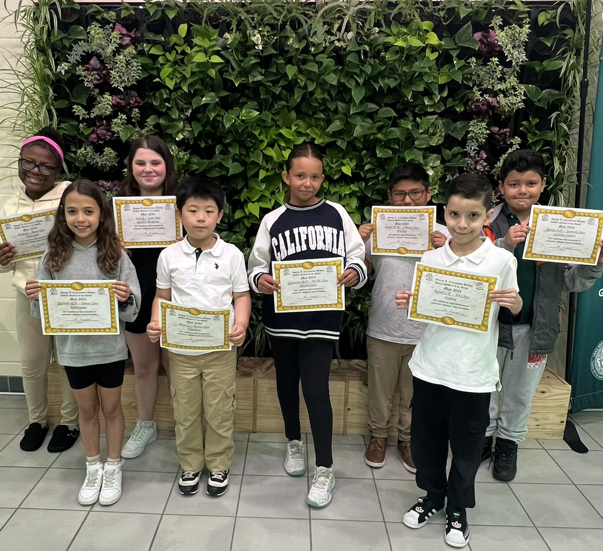 Ms. Manzo tweet media