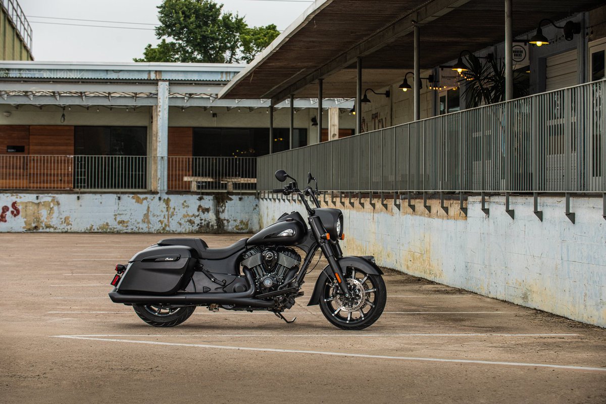 IndianMotorIND's tweet photo. The Front Runner
Book your demo now 
https://t.co/AyPfO8Yie6
-
#indianmotorcycleindia #indianmotorcycle  #SpringfieldDarkHorse https://t.co/1UvcdhrVnz