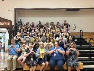 Kendall Elementary stands with the Spencerport community and the entire Eichas Family. 🫶 <a href="/RangersGBB/">Spencerport GBB</a> <a href="/SpencerportCSD/">Spencerport Schools</a> <a href="/Ranger_Sports/">Spencerport Rangers</a> <a href="/kendallcsd/">kendallcsd</a> <a href="/Kendallsuper1/">Nicholas Picardo</a> <a href="/tzinkiewich/">Ty Zinkiewich</a>