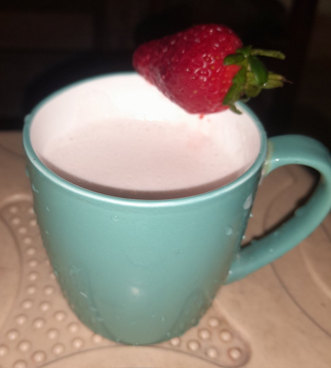 Influence Of #LaughterChefs Especially @kkundrra Bhai Wajah Tum Ho 😉 Daughter's special strawberry milkshake 🍓 Awweleee meri baby 🥹😘 Teek hai coffee cup mein chalega 😂 Intention matters 🫠