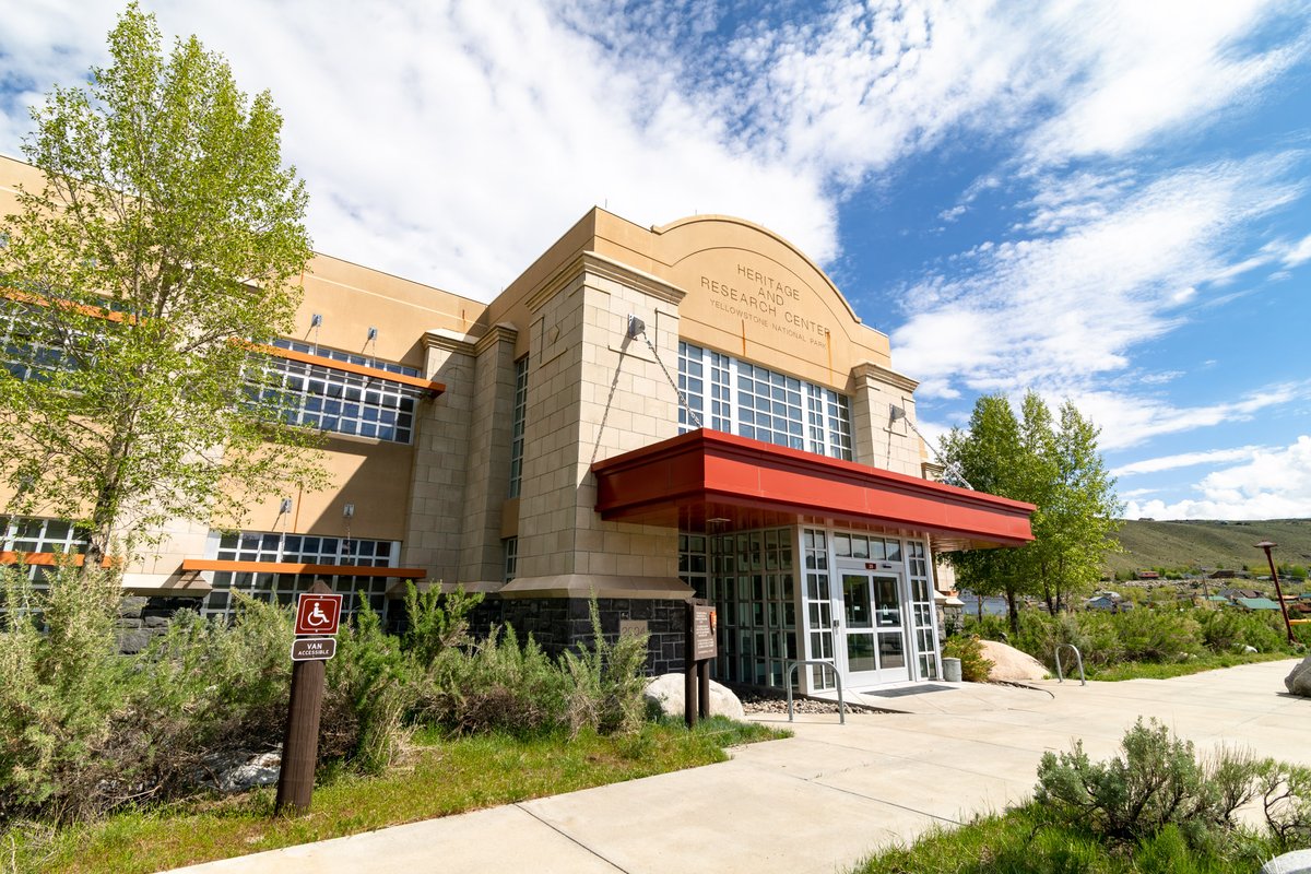 ynpforever's tweet image. Yellowstone’s Heritage and Research Center is a state-of-the-art storage facility and home to Yellowstone’s substantial collections. 6 million+ items in the museum collection, 20,000+ in the library collection, and beyond. yellowstone.org/heritage-and-r…