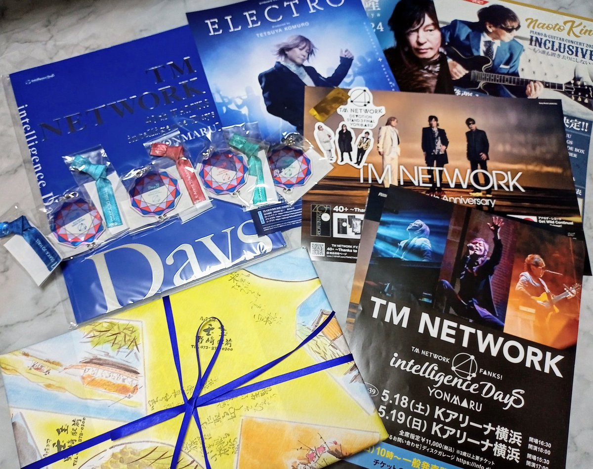 昨日お友達(<a href="/FanksTama/">TAMA 🎸潜伏FANKS</a>さん、<a href="/kohtea1609ar/">あらぼう</a>さん)からサプライズプレゼントが届きました！

遠くてなかなか会えないけど、気遣い、励まし、助けてくれるお2人に心から感謝✨
3月に続き今回もたくさんの宝物をありがとうございます😊