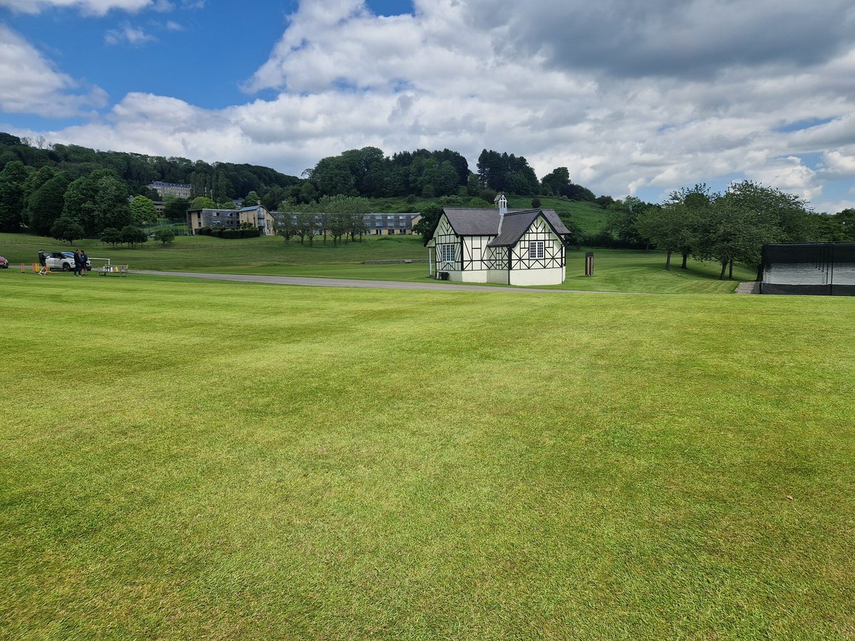 What a day 🤩

U13 Girls Cricket team are back to back North Yorkshire Champions 🏆 🏏 👏

@Yorkshirecb
