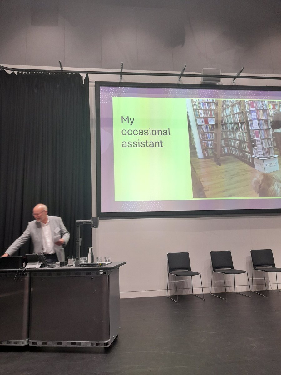 commapress's tweet photo. "While some people might see sales as a pathway to another job in publishing, sales can offer a wonderful fulfiling career in its own rights."
Intro to sales by independent sales agent James Benson #publishinginsightsday2024 #commapress https://t.co/j5NsvwVdZ2