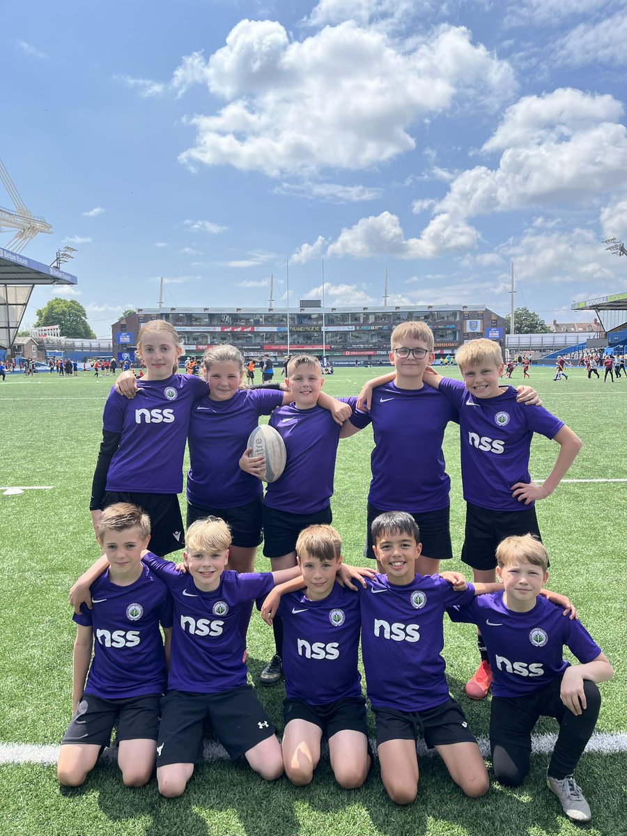 Miss Liney tweet media