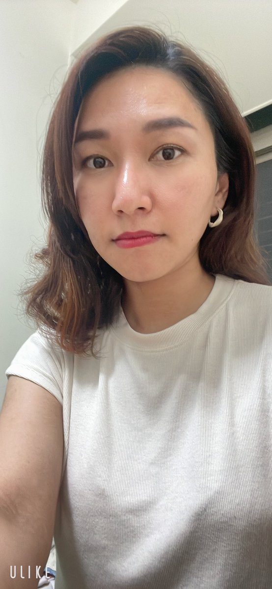 不美 不白 不高 不優秀
但吃過的人都上映
你覺得呢？ https://t.co/OHwDZlkAbN