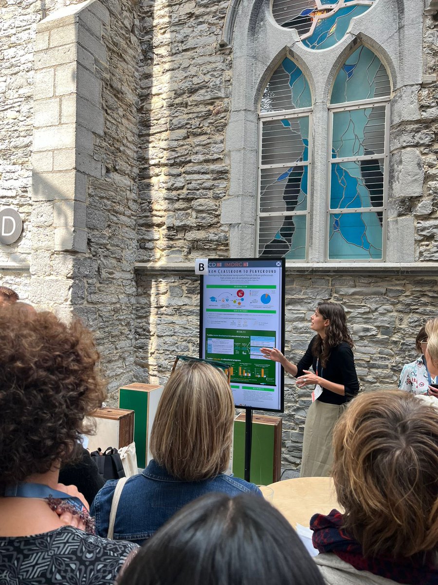 What a crowd at the poster pitches! Don’t worry if you were unable to hear the pitch you wanted, the posters stay up the next days and are visible in the conference app! 📲