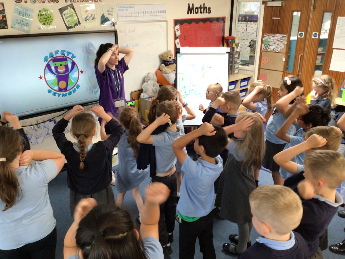 What a fabulous day learning all about carbon monoxide with creative bonanza. We have enjoyed learning how to keep safe with Safety Seymour! The children are very excited to take home a carbon monoxide alarm and use it at home!