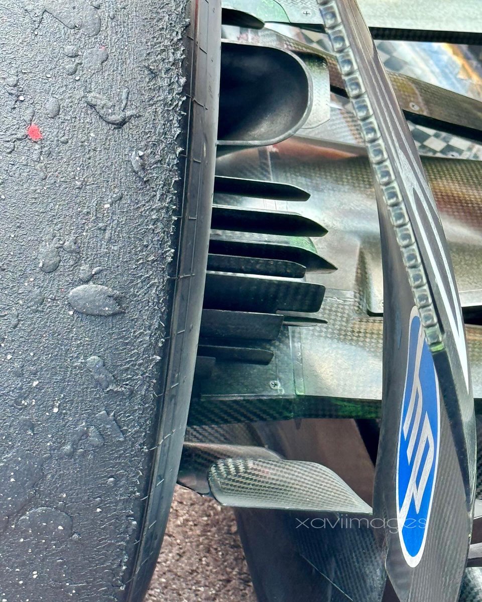 Hi guys, my friend <a href="/MarkLaneF1/">Mark Lane</a> will be happy 😜😜 #aeroporn #brakes <a href="/ScuderiaFerrari/">Scuderia Ferrari HP</a> 
.
#xaviimages 📸 #F1photigrapher
.
#F1Tech #GrainingF1Tech #formula1
.