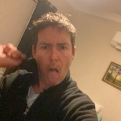 WZaglas's tweet photo. #NewProfilePic https://t.co/LVGYGQMOyU