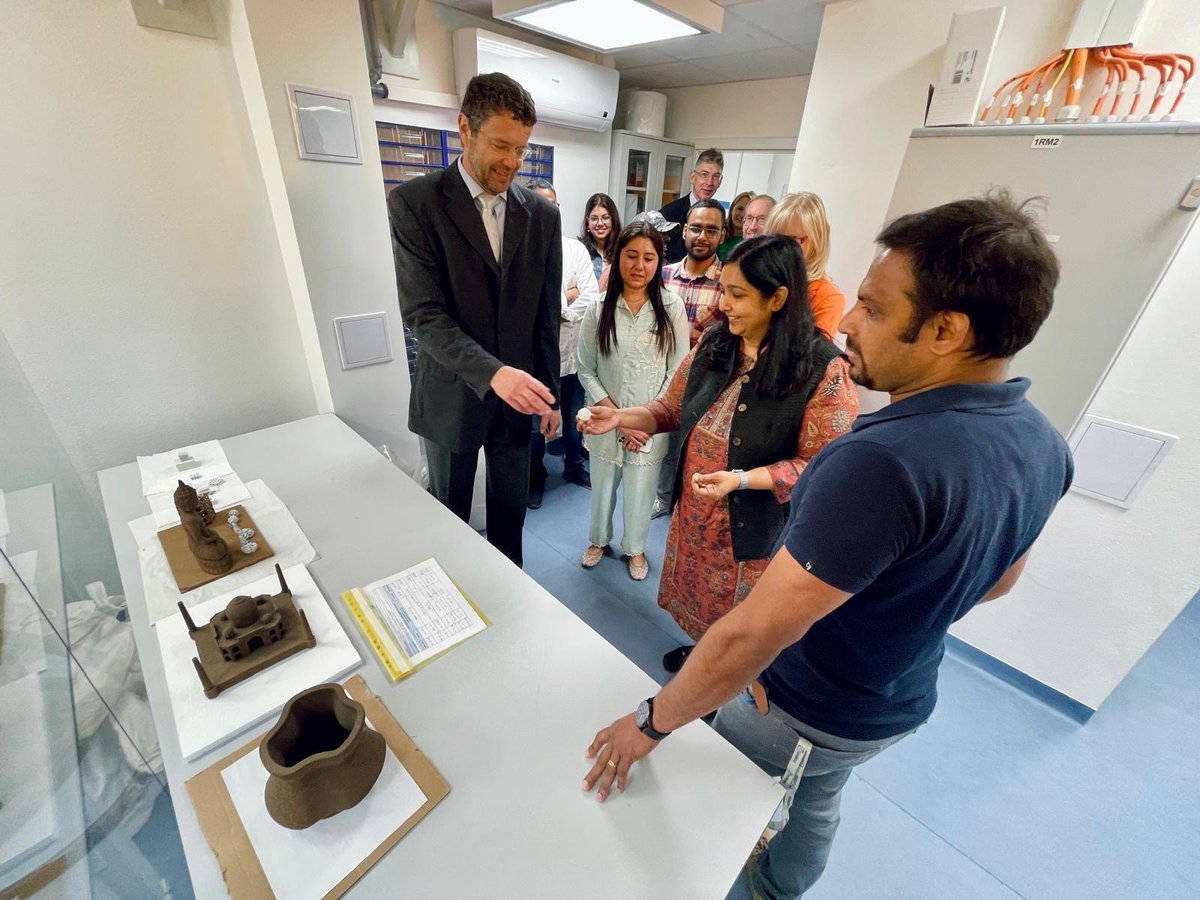 Today, we were honored to welcome Her Excellency Apoorva Srivastava, the Ambassador of India to Slovakia, FunGlass Centre.