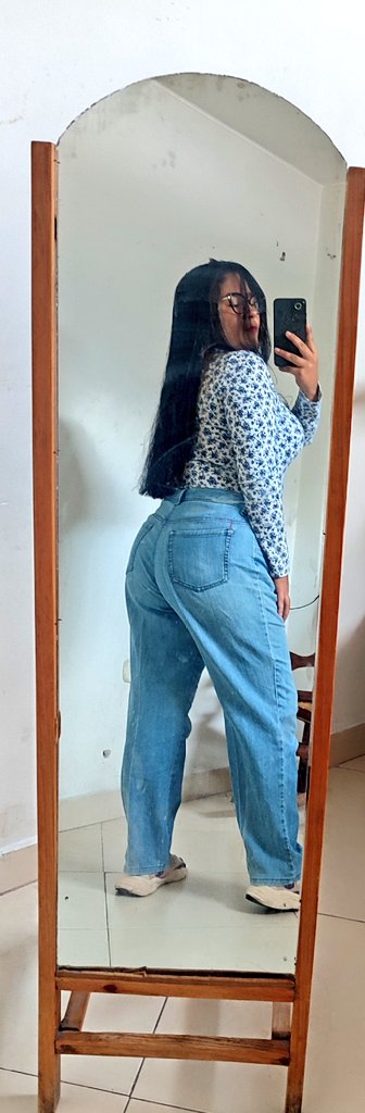 CaterinthS's tweet photo. No es el mejor ofni pero que cómoda estaba 🙂‍↕️ https://t.co/GnKVE800lc