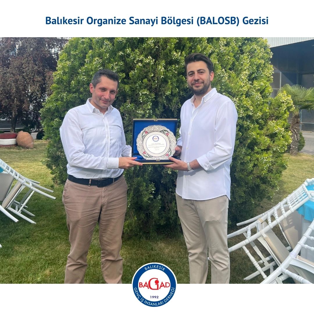 Bagiad_'s tweet photo. Dernek üyelerimizin katılımlarıyla; Balıkesir Organize Sanayi Bölgesi (BALOSB) Müdürlüğü, Gümrük İşletme Müdürlüğü, Yarış Kabin A.Ş, Beksan Çivi A.Ş , Bekkiler Metal A.Ş ve BALOSB genişleme alanına gezi düzenlendi. ++
#Bagiad #BALOSB #BalıkesirGümrük #YarışKabin #Beksan #Bekkiler https://t.co/DBBFGBcLDE
