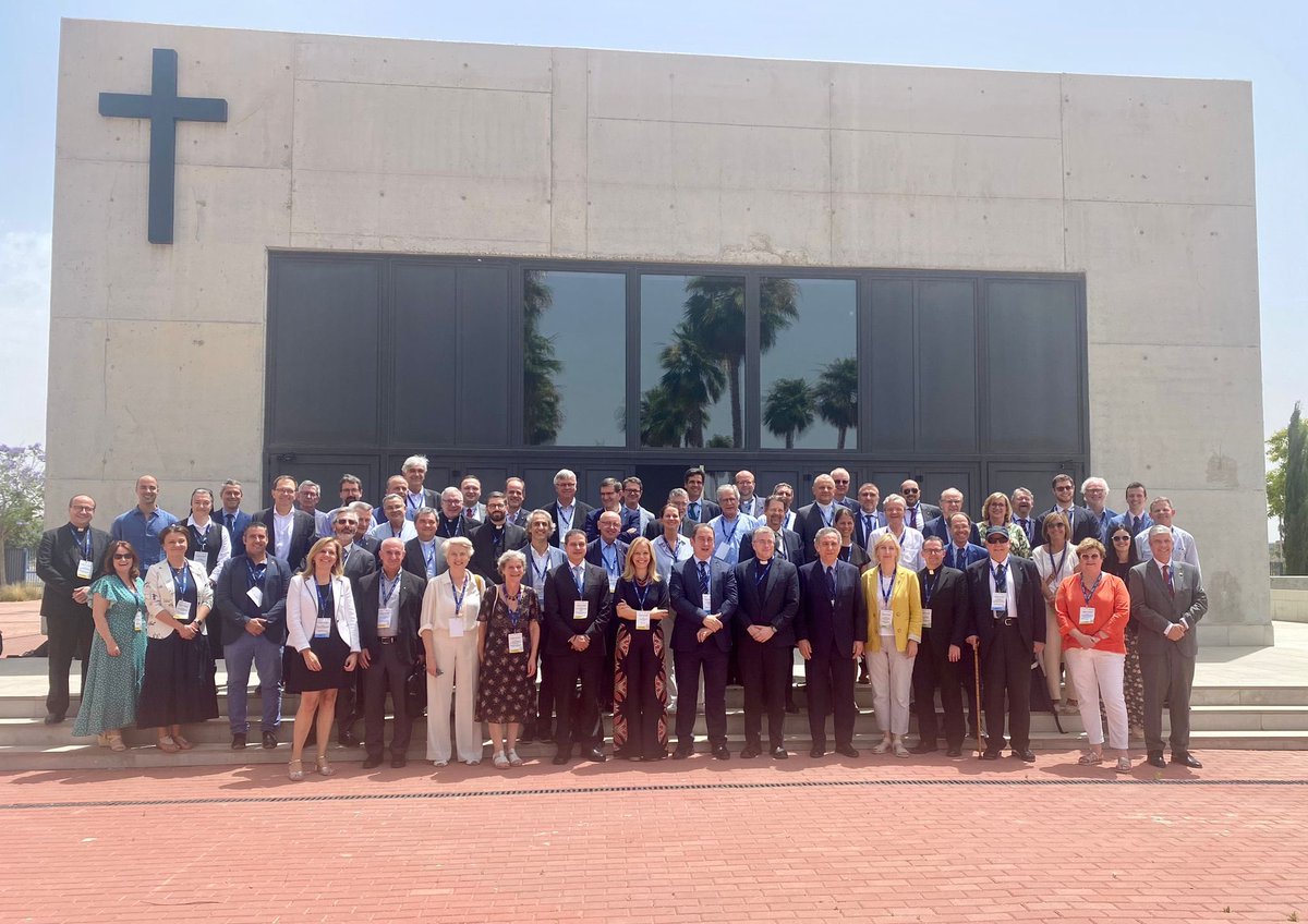 LoyolaAnd's tweet photo. Group photo at the entrance of the University Chapel. #FUCE General Assembly. https://t.co/f073VvsbdN