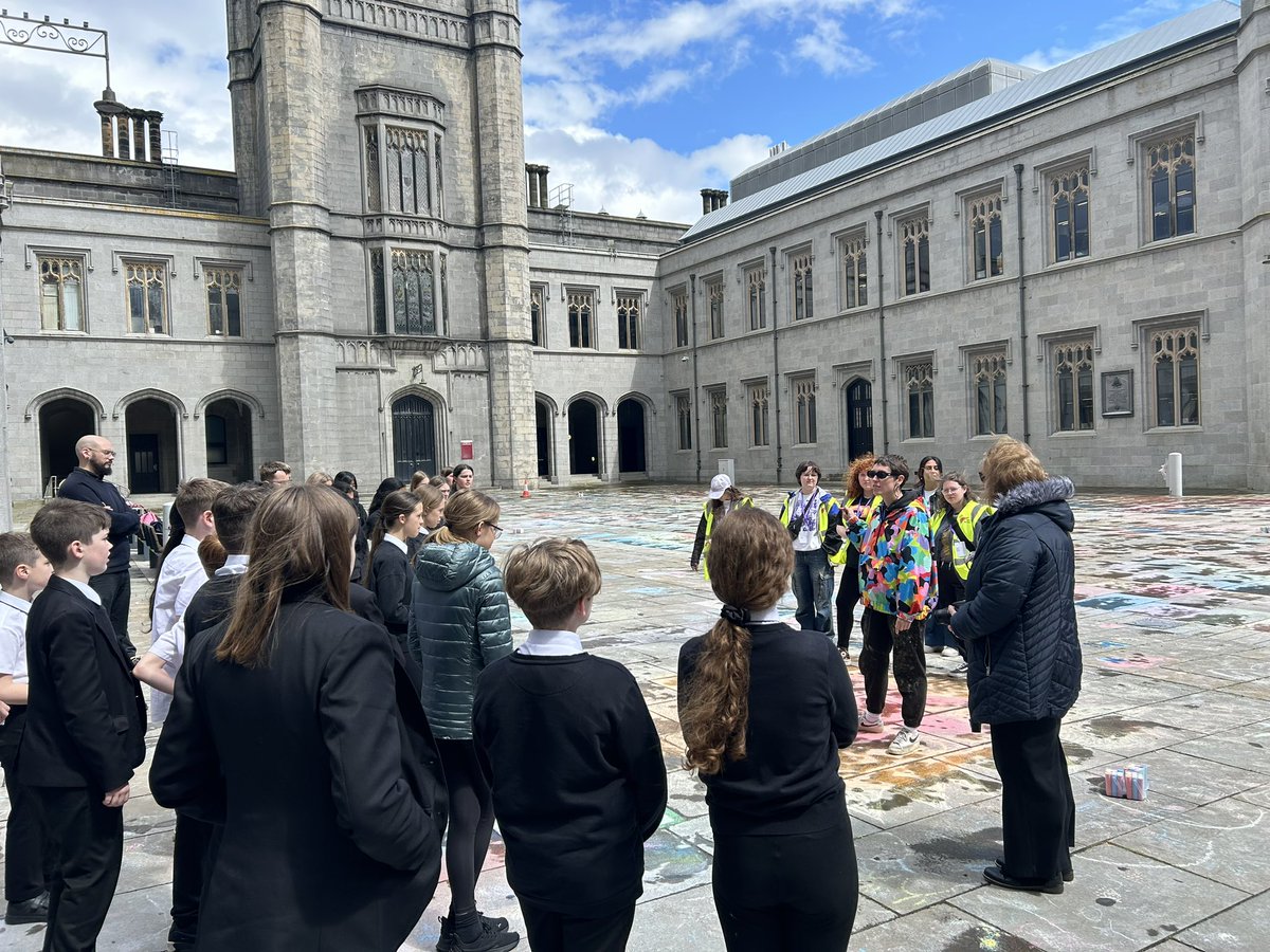 MrsRHogg's tweet photo. @oldmachar AD&amp;T faculty were delighted to attend the @nuartaberdeen Chalk Don’t Chalk event today and make their mark on the worlds biggest chalk mural. Some lovely pieces before the rain came! Well done all for showing resilience and perseverance! https://t.co/u56xaPURuZ