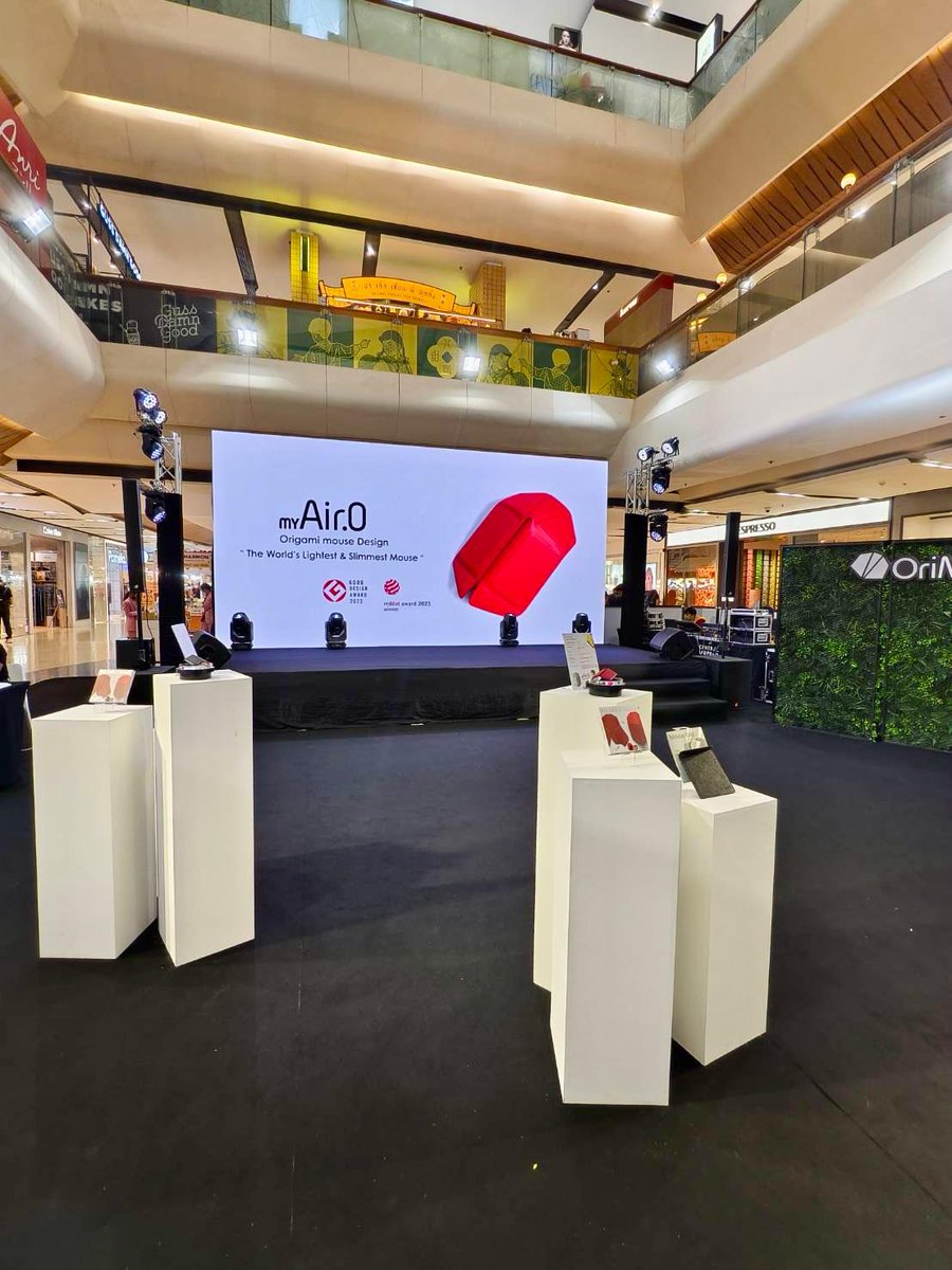 Air0_official's tweet photo. The response has been overwhelming! All the trendsetters in Thailand, hurry and join us for an event filled with cutting-edge technology and unforgettable moments!
🗓️ June 6-8th
🎉 Grand Opening: June 8th, 12:30-2 PM
📍 Location: Central Ladphrao, Bangkok https://t.co/KVgEATTTQr