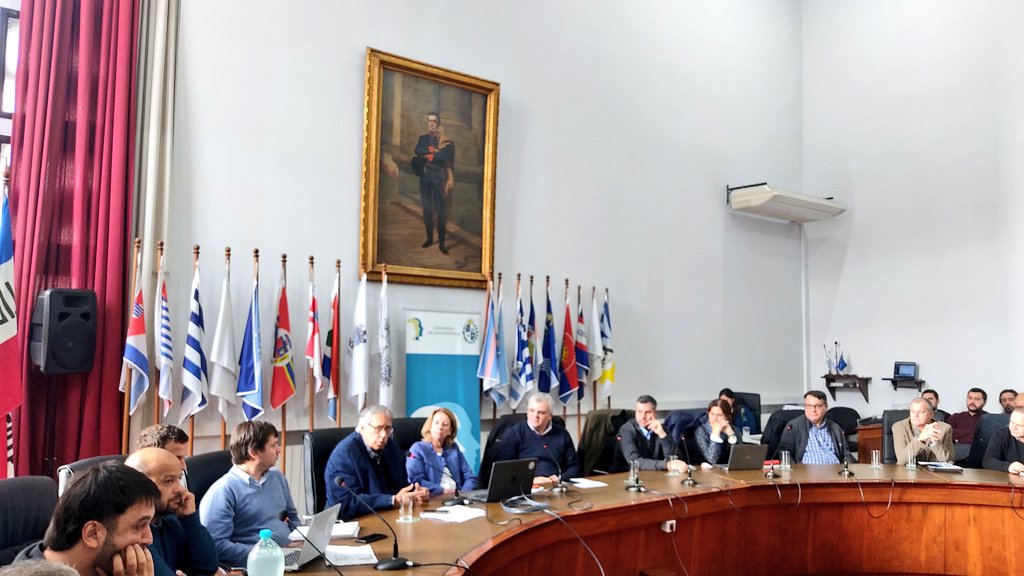 cintendentesuy's tweet photo. #Ahora en la sala de sesiones se está desarrollando la Reunión de la Red Interdepartamental de Técnicos Informáticos de los #GGDD. Los técnicos abordan temas referentes al #Sucive, aspectos técnicos y sistemas de fiscalización vehicular movil.
🧵⬇️ https://t.co/B6AnP2v0a3