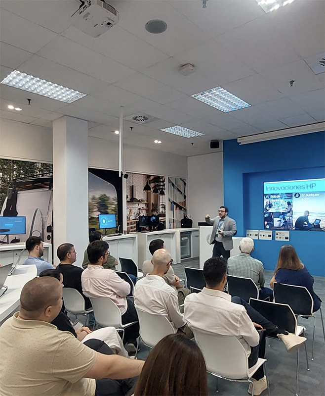 Control_Group_'s tweet photo. 🚀 Control Group y Grupo Solitium acompañamos a nuestros clientes a explorar el #presente y #futuro de la #impresión en el Site de #HP en Sant Cugat! ✨Una impresión de oficina y de gran formato sostenible y descubriendo la impresión #3D que revoluciona el modelo de #fabricación https://t.co/GYl8mvImvM