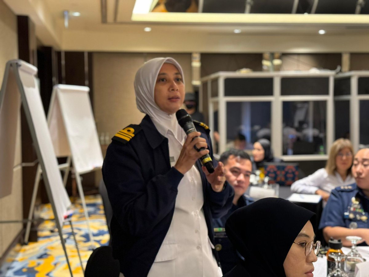 UNODC_MCP's tweet image. In line with the continuous effort to uplift #genderequality in maritime law enforcement, @UNODC_MCP convened the two-day 10th WinMLE Forum today with participants from 🇮🇩🇲🇾🇵🇭🇹🇭🇻🇳 #marsec #SDG5