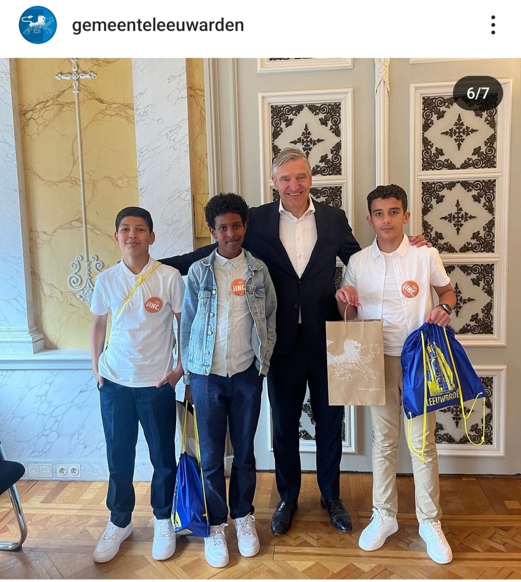 Vandaag " de baas van morgen". Kijk naar deze mannen. Trots bij onze burgemeester.  JINC dank voor de uitstekende organisatie en bedrijven/instellingen dank voor jullie inzet!