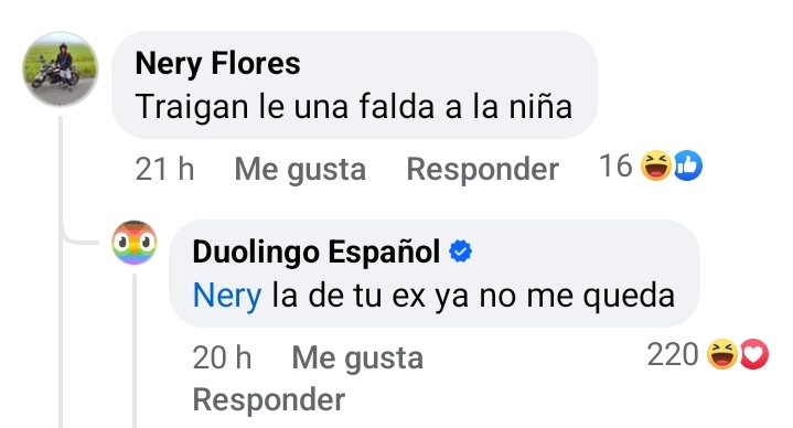 <a href="/MerGarza/">Meredith Gay 🛋️✨</a> Están mejor los de duolingo