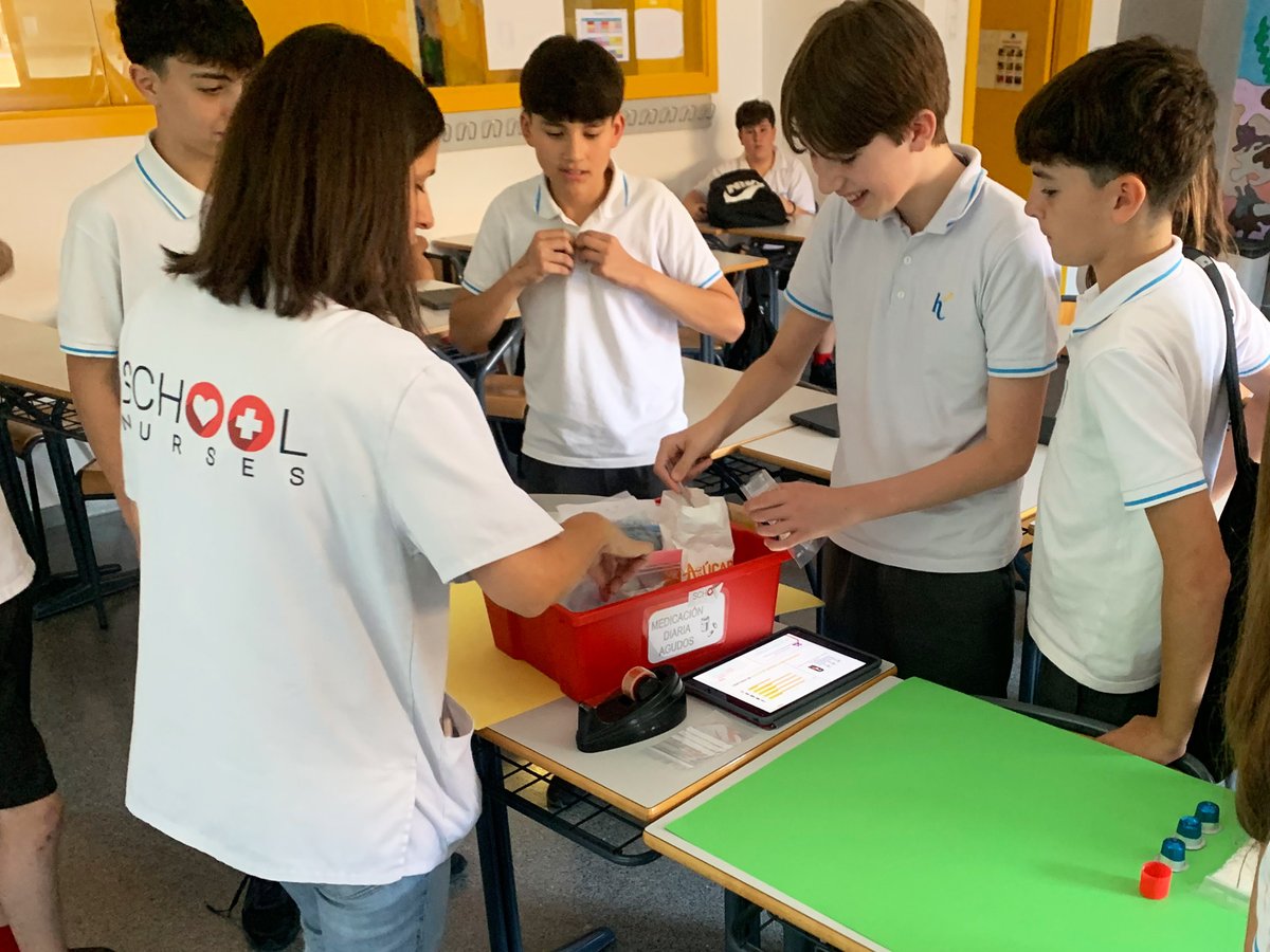 Colegio Hélicon tweet media