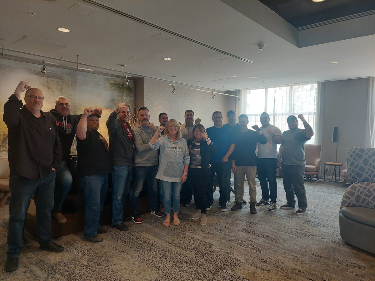 Unifor tweet media