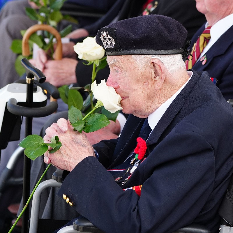 RoyalFamily's tweet photo. At the British Normandy Memorial in Ver-sur-Mer, The King and Queen have joined veterans and Heads of State to remember the extraordinary efforts of Allied troops on #DDay80.
Click below to read more.