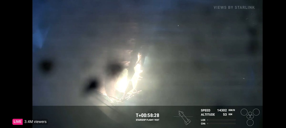 SocratKim's tweet photo. - The booster landed on ocean π―
- perfect control and stable flight in space π―
- The flap did its job despite damages we saw with our eyesπ―
- Starship re-entered all the way down and did soft landing in the ocean π―
@SpaceX #starship #launch4 https://t.co/D03KAHMAms