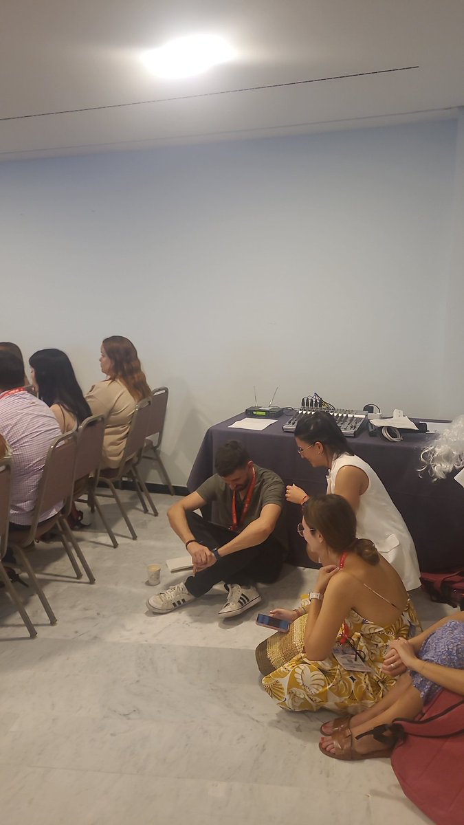 Marina Gil tweet media