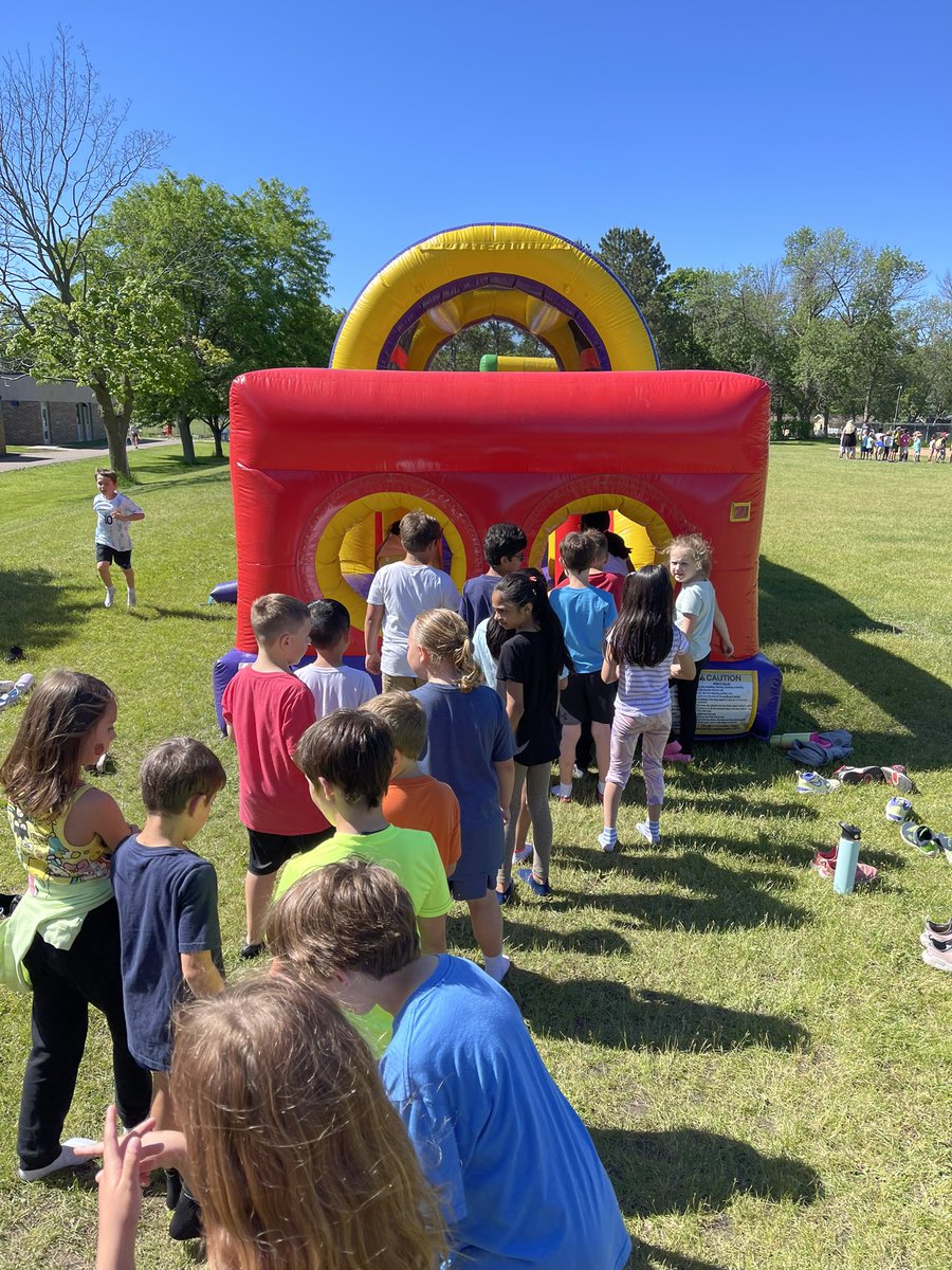 Aaron Benesh tweet media