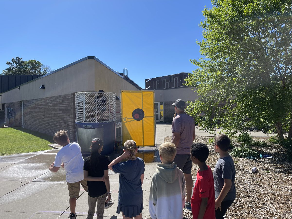 Aaron Benesh tweet media