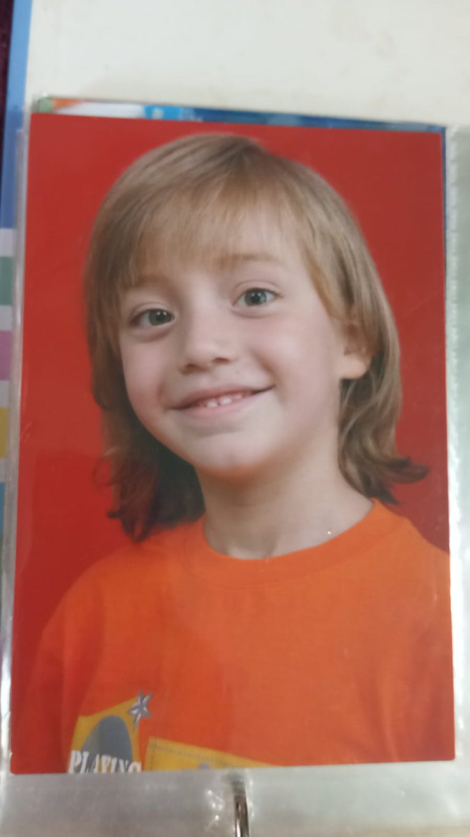 Uma vez meu pai falou pra minha mãe, gostosuras ou travessuras, aí nasceu eu gostoso e travesso ⚠️