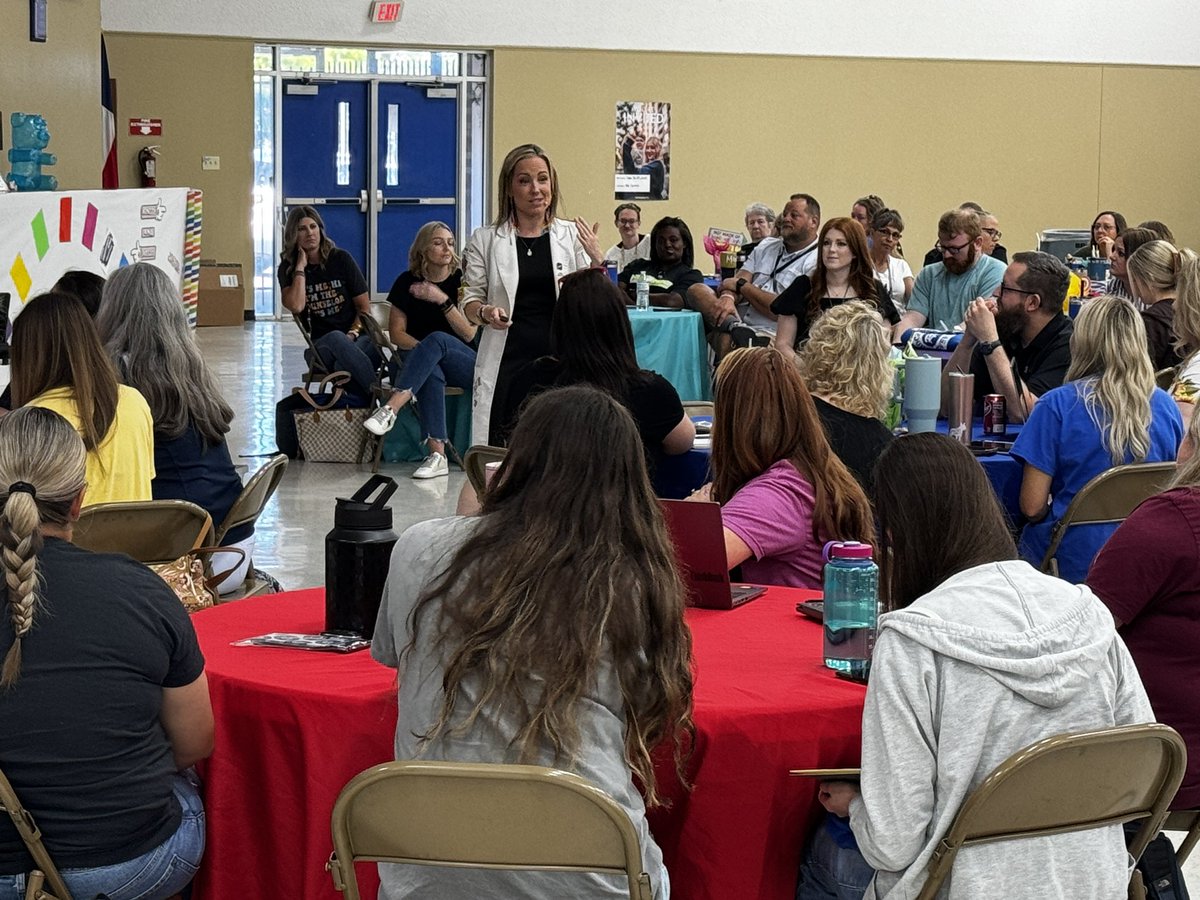 We were reminded today by <a href="/CarrieJoWallace/">Carrie-Jo Wallace</a> that letting our limitations in our skills limit the experiences of our students is “NOT OK.” “It’s not about You” #RobinsonISD <a href="/ronclarkacademy/">Ron Clark Academy</a>