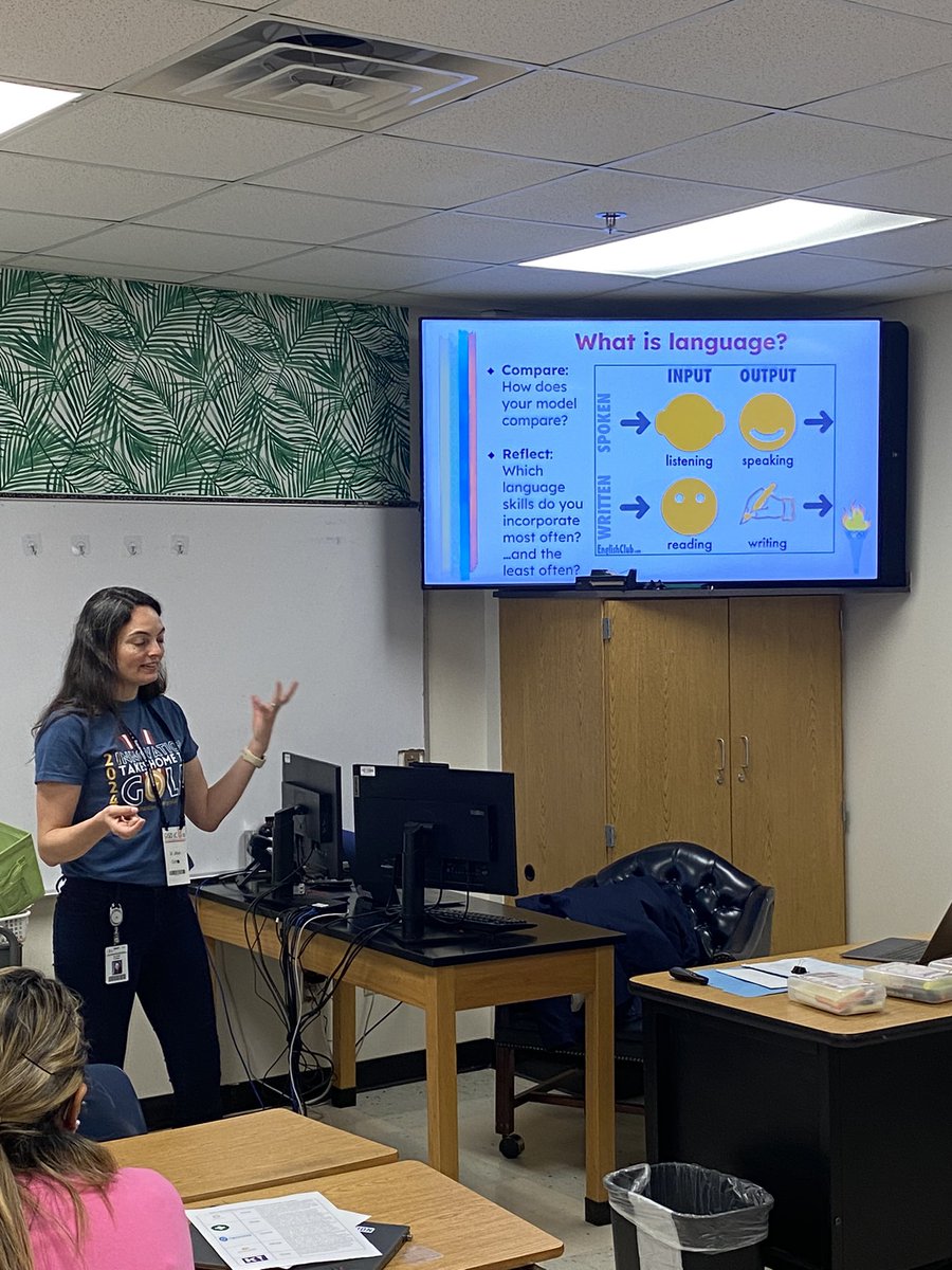 GDeBaunMLP's tweet photo. #GISDiCON was a hit!! Thank you for learning about digital platforms to boost EB success! @GISD4EBs https://t.co/DxXeLs0MDt