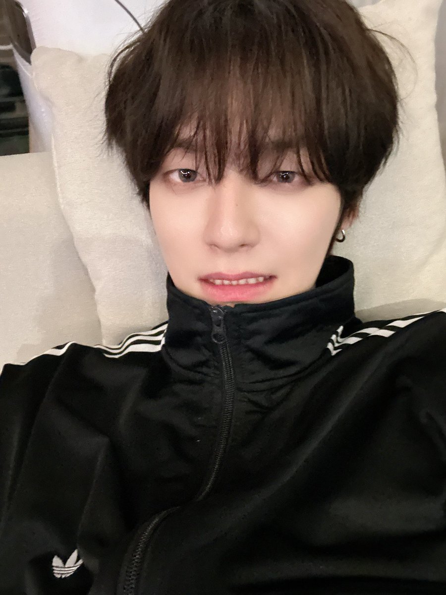 링귀걸이 잘 어울리는 남자 좋다