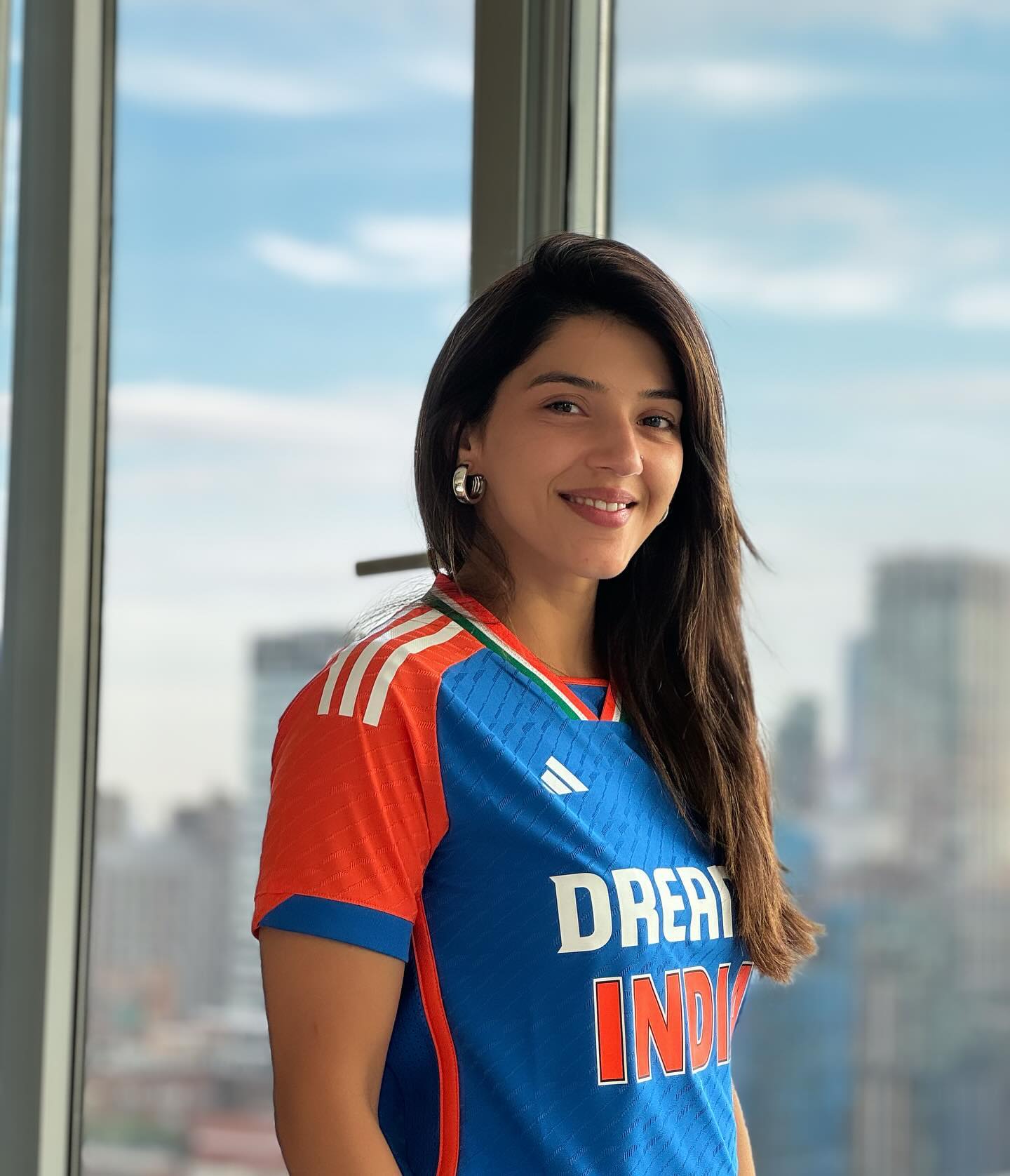 GPZYTGpboAADm_M?format=jpg&name=large