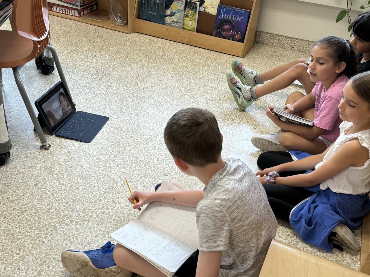 MsMLavery's tweet photo. Thank you to the Virtual Entrepreneurship club for following up with 3rd grade businesses to set them up for Market Day success! 💰 https://t.co/tGfyUIaAfZ